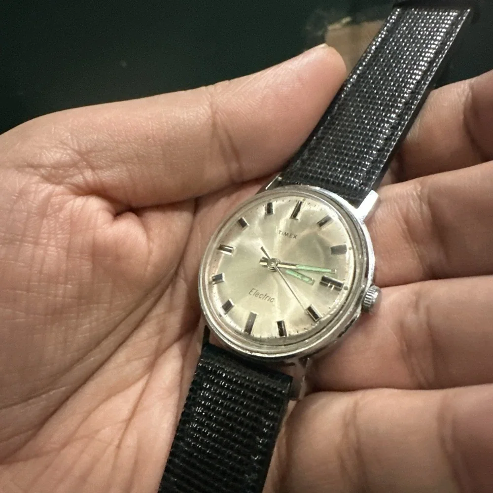 Works Vintage 1970 Timex Electric Mens watch Quartz Silver 34mm New Strap Fit 8